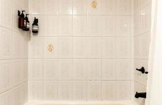 2BR Stay for Crews & Families - Foto 12