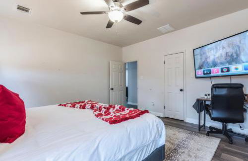 Urban Oasis North ATX , 5BR 2BA,Heated Pool - Foto 10