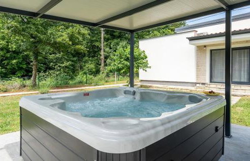 3 Bedroom Stunning Home In Barban - Foto 2