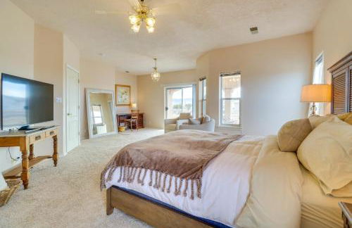 Patio with Tranquil Views! Home 14 Mi to Albuquerque - Foto 20