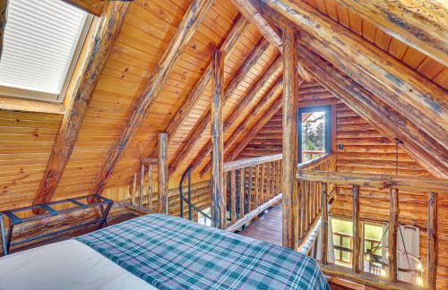 Peaceful Creekside North Studio with Fire Pit - Foto 13