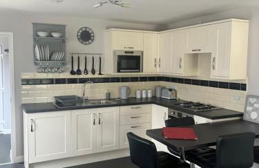 2 bedroom bungalow, 15 minutes to Alton Towers, dog friendly - Foto 34