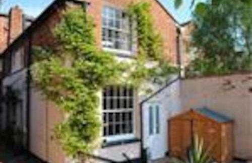 Mews House, Tewkesbury town centre, hot tub, pets - Foto 34