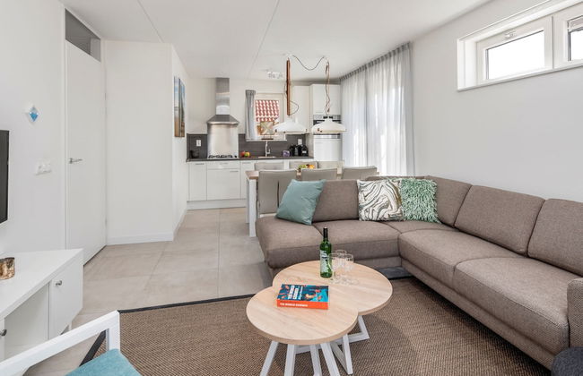 Villa at Nieuwvliet-bad Near the Beach - Photo 5