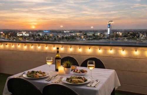 Ático con Terraza Privada y Parking junto al Auditorio - Foto 1