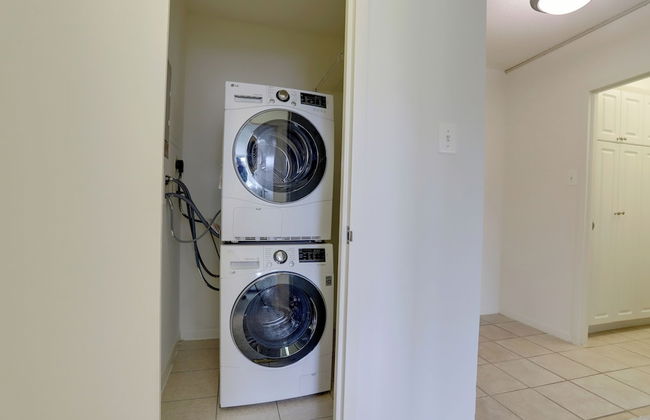 Apartment in the Heart of Crystal City - Photo 28