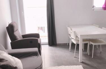 Fantástico Apartamento en el centro de Blanes y a 150mts de la Playa - Photo 3