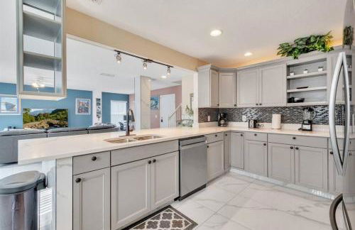 South Facing Pool, Close to Attractions, Remodeled - Foto 26