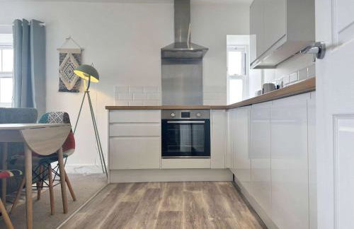 Stylish Penzance Apartment 2 Beds & Balcony - Foto 6