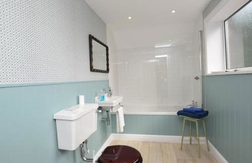 8 Bed in Rugeley oc-79321 - Photo 21