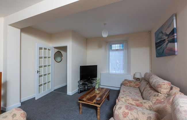 Sandfields House - Photo 9