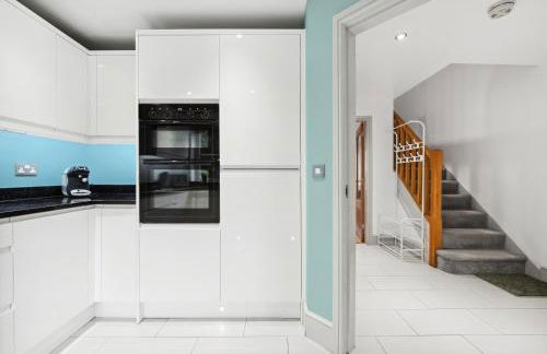 NEC Birmingham Airport Modern Village Retreat, Sleeps 7, Free Parking - Foto 16