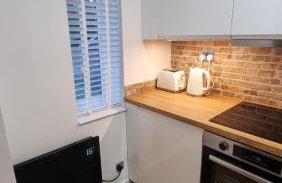 Boxford Lodge - Serviced Apartment in Bracknell, near Ascot & Windsor, Free Parking - Foto 3
