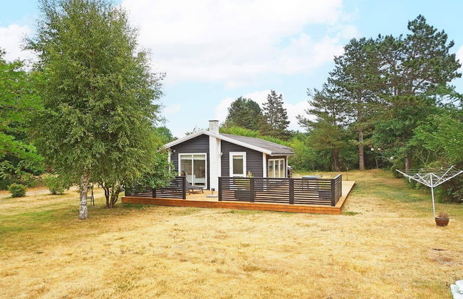 4 Person Holiday Home in Hojby - Foto 13