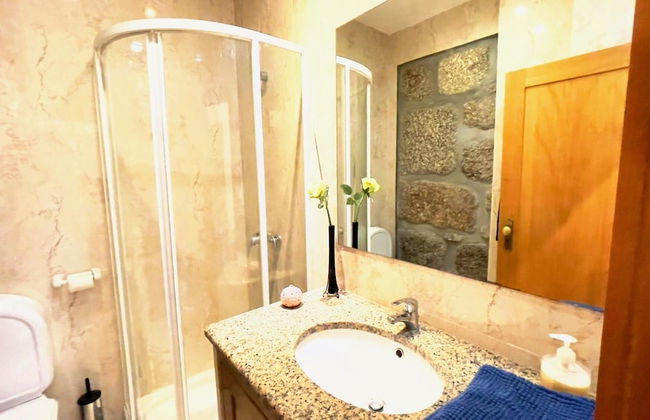 Stunning Villa Portugal Private Pool Diving Board - Photo 30