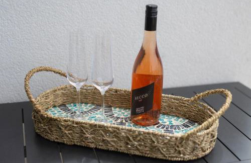 VILLA SOLIS LACUS modernes Apartment - privater beheizbarer Pool- Klimaanlage - private Parkplätze - Foto 34