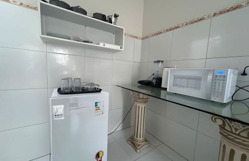 Próx. ao shopping, para 10 pessoas, ar condicionado e garagem APT B - Foto 20