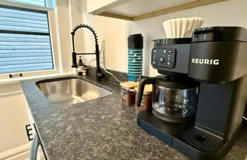 Jungle House Columbus Sleep 12 Downtown Ohio Free Parking - Near Convention Center & Nationwide Arena - 4BR Short North Luxury Home - Over 5,800 Five Star Stays - Foto 27