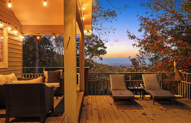 Cabin in the Sky by Avantstay Deck w/ Views - Foto 50