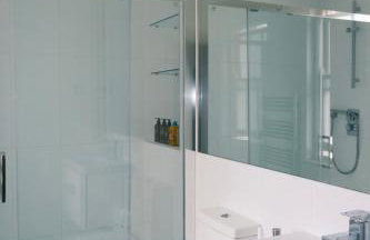 Spacious Duplex Flat West London for Families & Groups - Foto 10