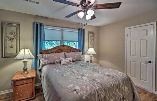 Riverside Hide-A-Way with Patio, BBQ, Fishing Pier - Foto 13