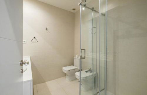 4 bedrooms 2 bathrooms furnished - Salamanca - bright - MintyStay - Photo 18