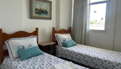 Apartamento vista do mar, pé na areia e águas tranquilas, no cento de Guarapari - Foto 2