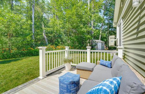 Near Portland Trails Walkable Apartment with Deck - Foto 2