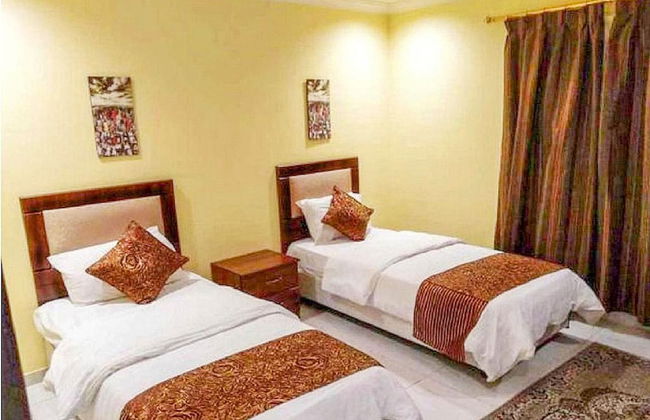 Al Ghubaishi Plaza - Photo 9