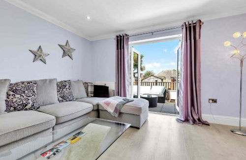 Sea Downs House with Free Parking By My Getaways - Foto 30