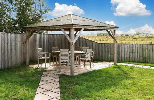 Sleeps6- Hot Tub- Pet Friendly- Log Burner - Foto 7