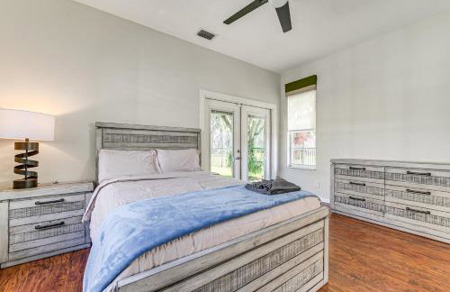 Dock, Lanai and Pool! Modern Red Bug Lake Retreat - Foto 22