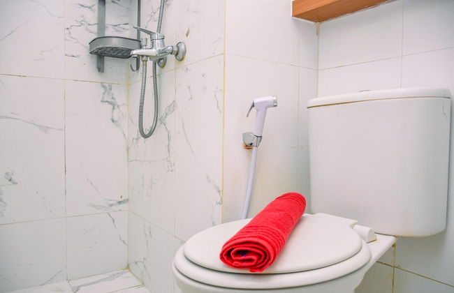 Nice and Warm 2BR at Podomoro Golf View Apartment - Foto 12