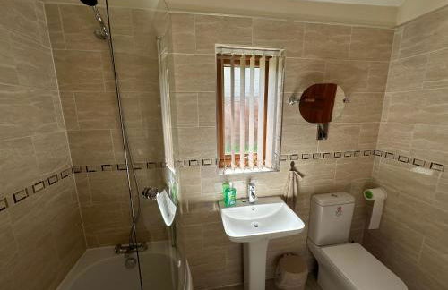 Lily Lodge-Tranquil-Hot Tub-Fishing-7m to beach - Foto 9