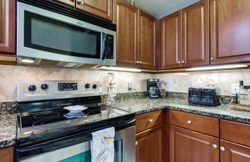 Mardi Gras Boho Chic Condo on the Gulf! - Foto 5