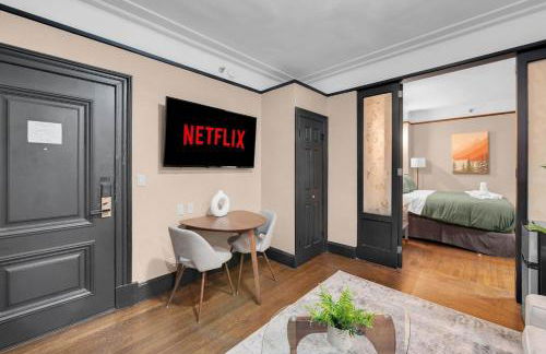 Unbeatable Location The Heart of NYC 1 BDR W GYM - Foto 14