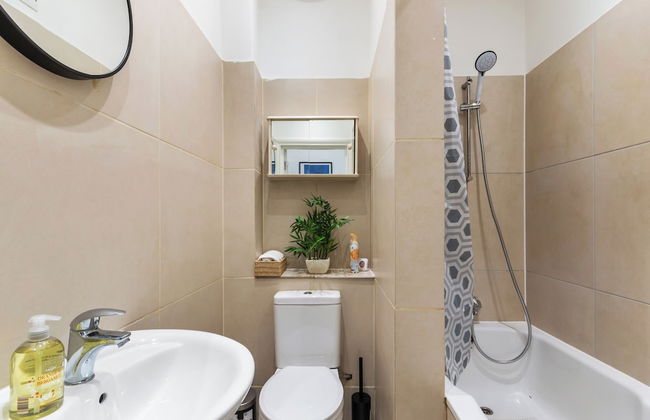 City Apartment - Sleeps 4 & Free Parking - Foto 10