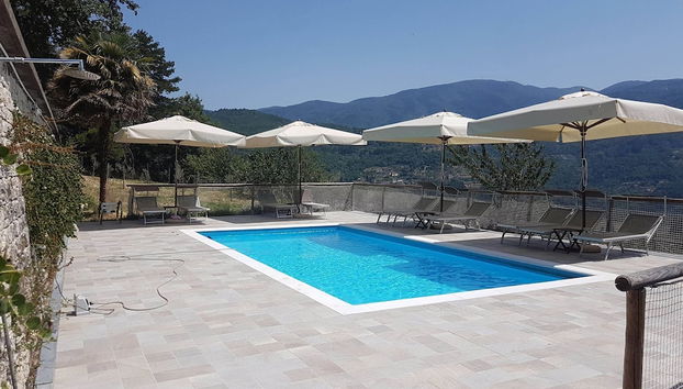 Agriturismo Poggio di Montepescoli - L'aia - Foto 2, Imagen principal