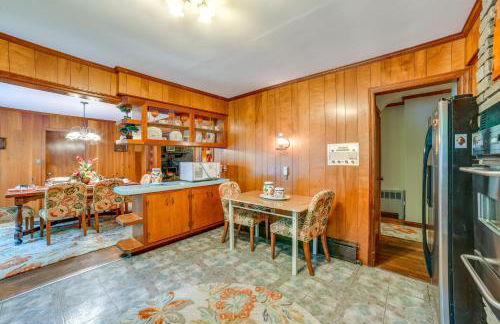 Serene Home with On-Site Brook in Callicoon Center - Foto 13