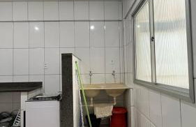 Apartamento sem vista ao mar, à 15 metros da praia de Piúma - Foto 4