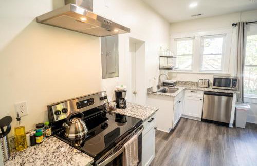 Walk to Duke Campus! 1 Bedroom in Trinity Park! - Foto 11