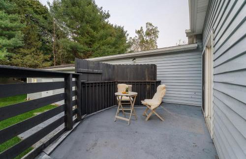 Near Ithaca! Hot Tub! LRG Home! Sleeps 8 Dogs ok! - Foto 23