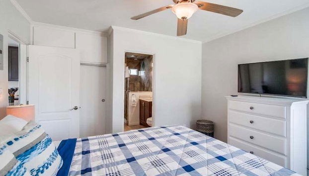 Manhattan Shores 1B - Photo 5, Chambre