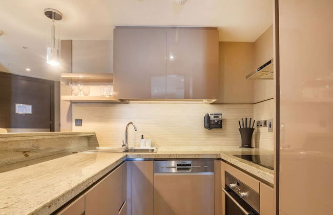 Premium Studio Near Dubai Frame Wafi Mall - Photo 8