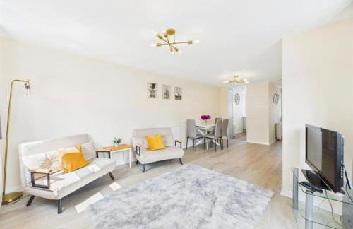 MODERN 2 BED BUNGALOW SLEEPS 4 Pet friendly - Photo 1