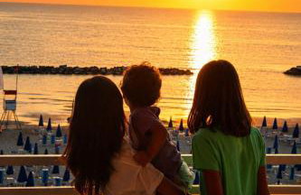 Terrazzo Panoramico Fronte Mare Zamponi - Foto 21