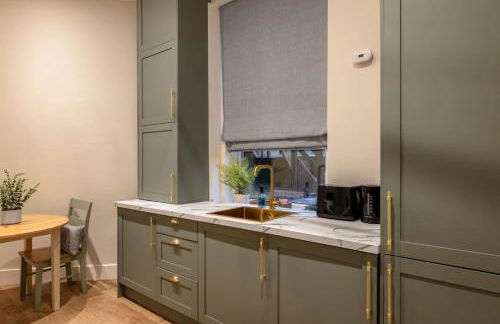 Cosy Callander One Bed Apartment Wood Burner and Free Parking - Foto 16