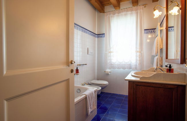 Tenuta Castagnera - Photo 44