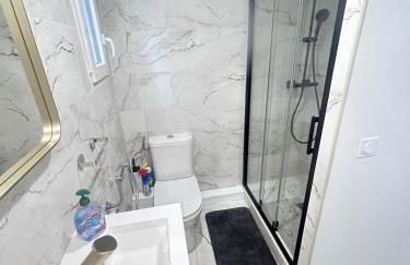 Charmant studio neuf et meublé - Foto 26