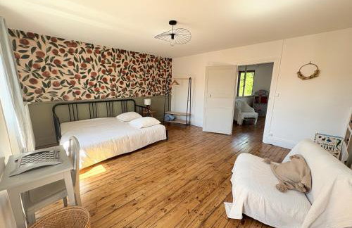 La Gannatoise Family home with garden - Photo 5